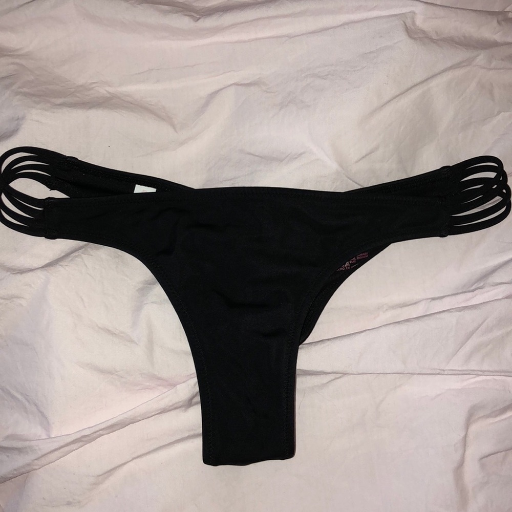 victoria’s secret bottoms